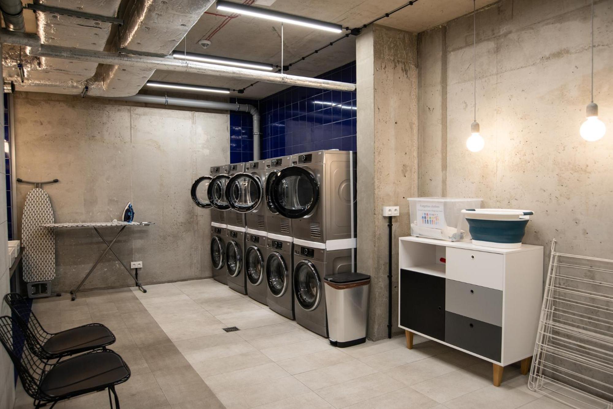 Ht Nest Coliving Apartment Warsaw Ngoại thất bức ảnh